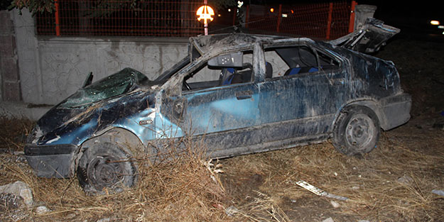 Konya'da devrilen otomobilde 2 kişi hayatını kaybetti