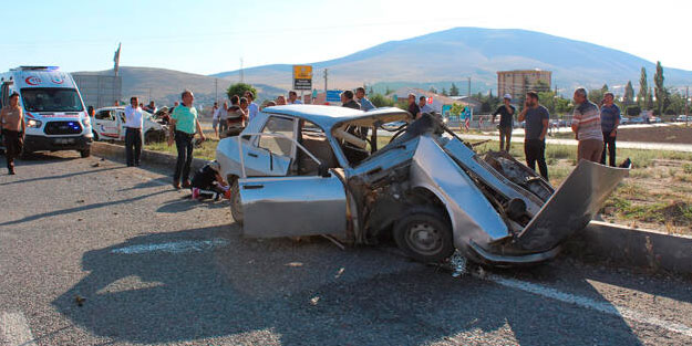 Feci kaza! Anne karnındaki bebek ve 1 kişi öldü