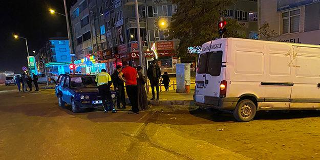 Konya'da feci kaza! Minibüs ile otobüs çarpıştı: 9 yaralı
