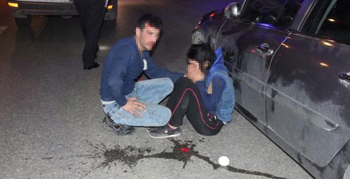 Konya'da genç çift yol ortasında ulu orta dövüldü