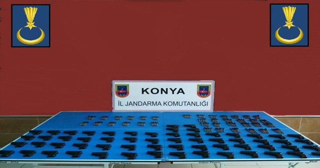 Konya'da Jandarmadan ’kalem tabanca’ operasyonu