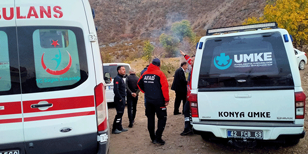 Konya'da kayalıklardan düşerek yaralanan kişi helikopterle kurtarıldı