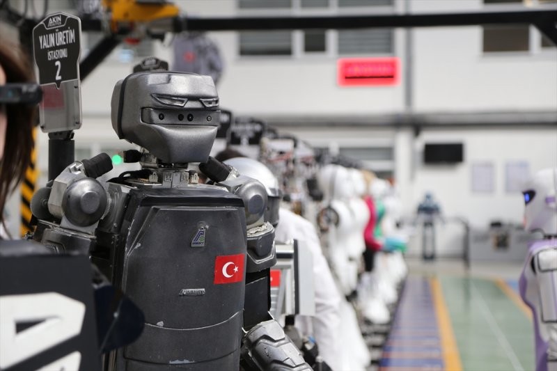 Konya'da kışla nöbetleri için robot yapıldı