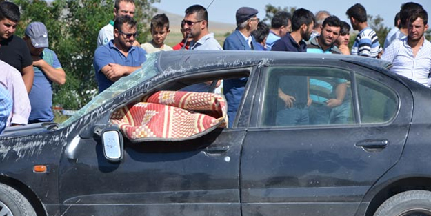 Konya'da korkunç kaza! Çevredekiler yanlarına yaklaşamadı