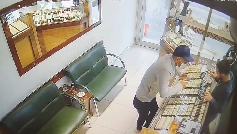 Konya'da kuyumcuda pırlanta hırsızlığı! 