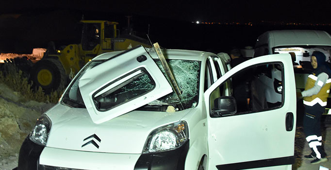 Konya'da mahallelinin dinamit tepkisi: Taş ocağını bastılar, 3 yaralı | Son dakika haberleri