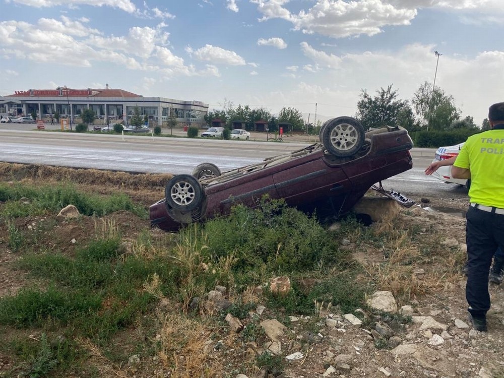 Konya’da otomobil takla attı: 1 yaralı 