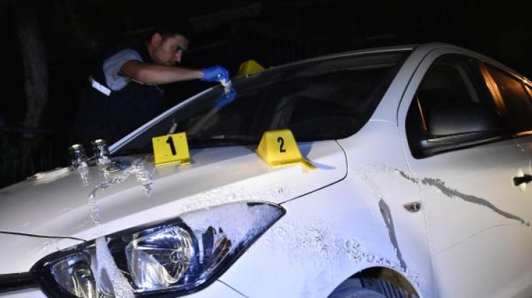 Konya'da park halindeki otomobile asitli saldırı