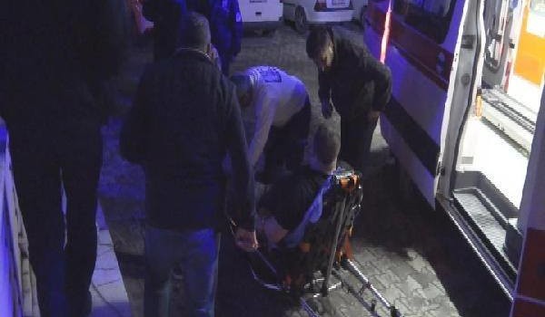 Konya'da silahlı, bıçaklı kavga: 3 kişi yaralandı