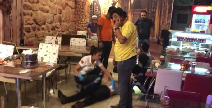 Konya'da silahlı-bıçaklı kavga: 3 kişi yaralandı