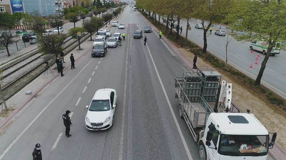 Konya’da sokağa çıkma kısıtlamasında kontroller sürüyor 