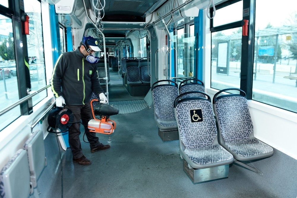 Konya’da toplu ulaşım araçları dezenfekte ediliyor 