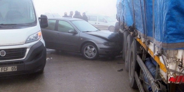 Konya'da zincirleme kaza: 32 araç birbirine girdi