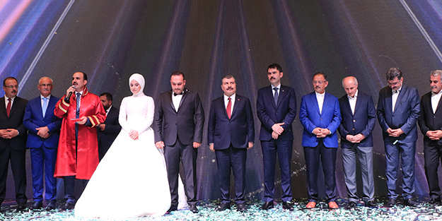 Konyalı bakanlar, Akyürek'in kızının nikah şahidi oldu