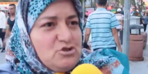 Konyalı Yörük Teyze sitem etti: Şimdiki erkeler avrat olmuş!