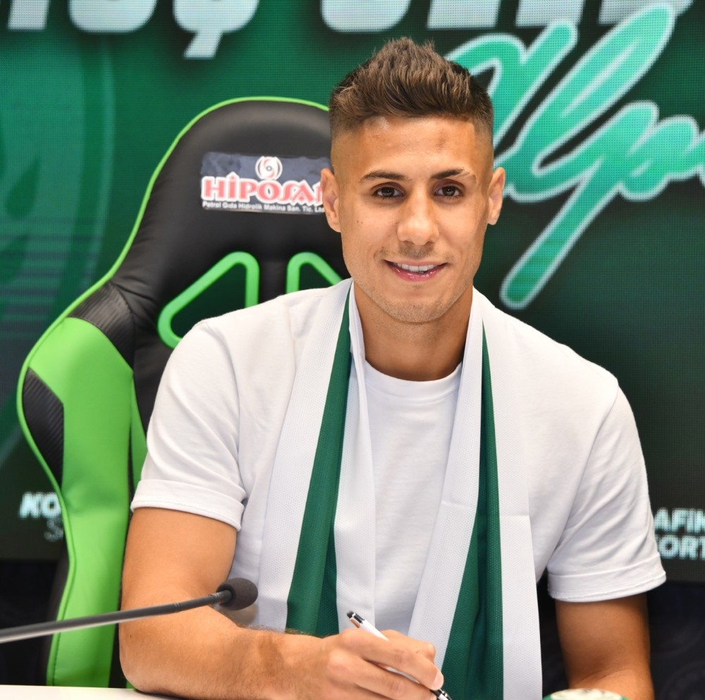 Konyaspor, oyuncu Alper Uludağ ile anlaştı 