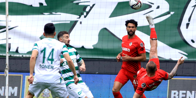 Konyaspor yakın takipte