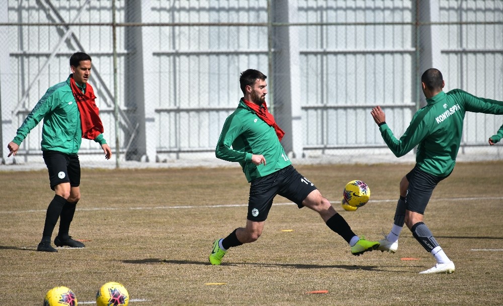 Konyaspor’da Kasımpaşa hazırlıkları sürüyor 