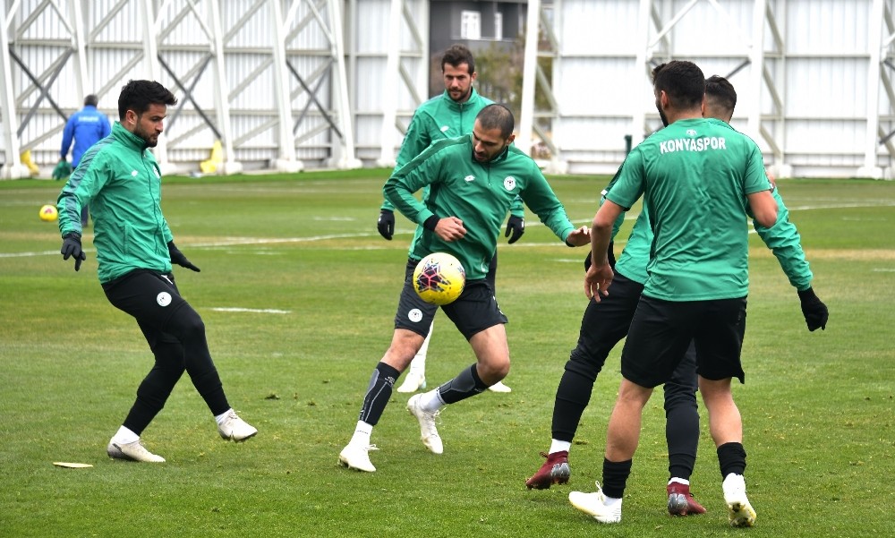Konyaspor’da Kasımpaşa maçı hazırlıklarını sürdürüyor 