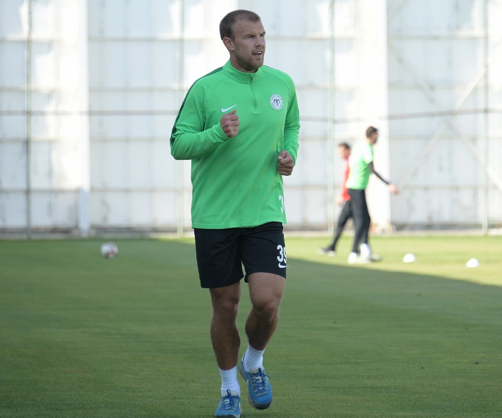 Konyaspor’da, Opanasenko ile yollar ayrıldı 