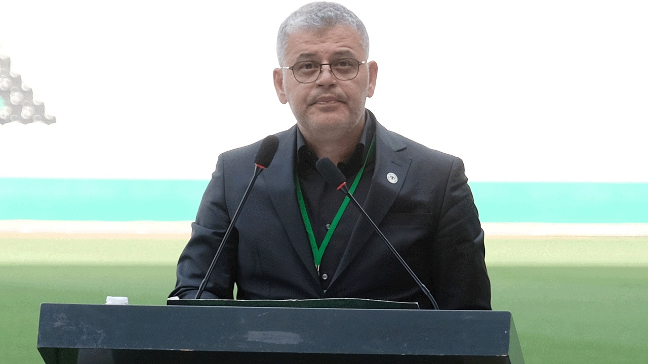 Konyaspor'da yeni sayfa! Ömer Atiker başkan oldu