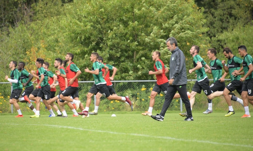 Konyaspor’un Hollanda kampı sürüyor 