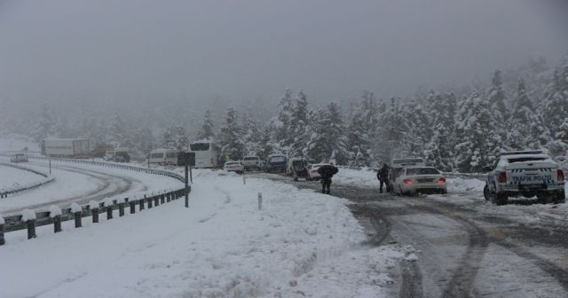 Konya'ya mevsimin ilk karı düştü
