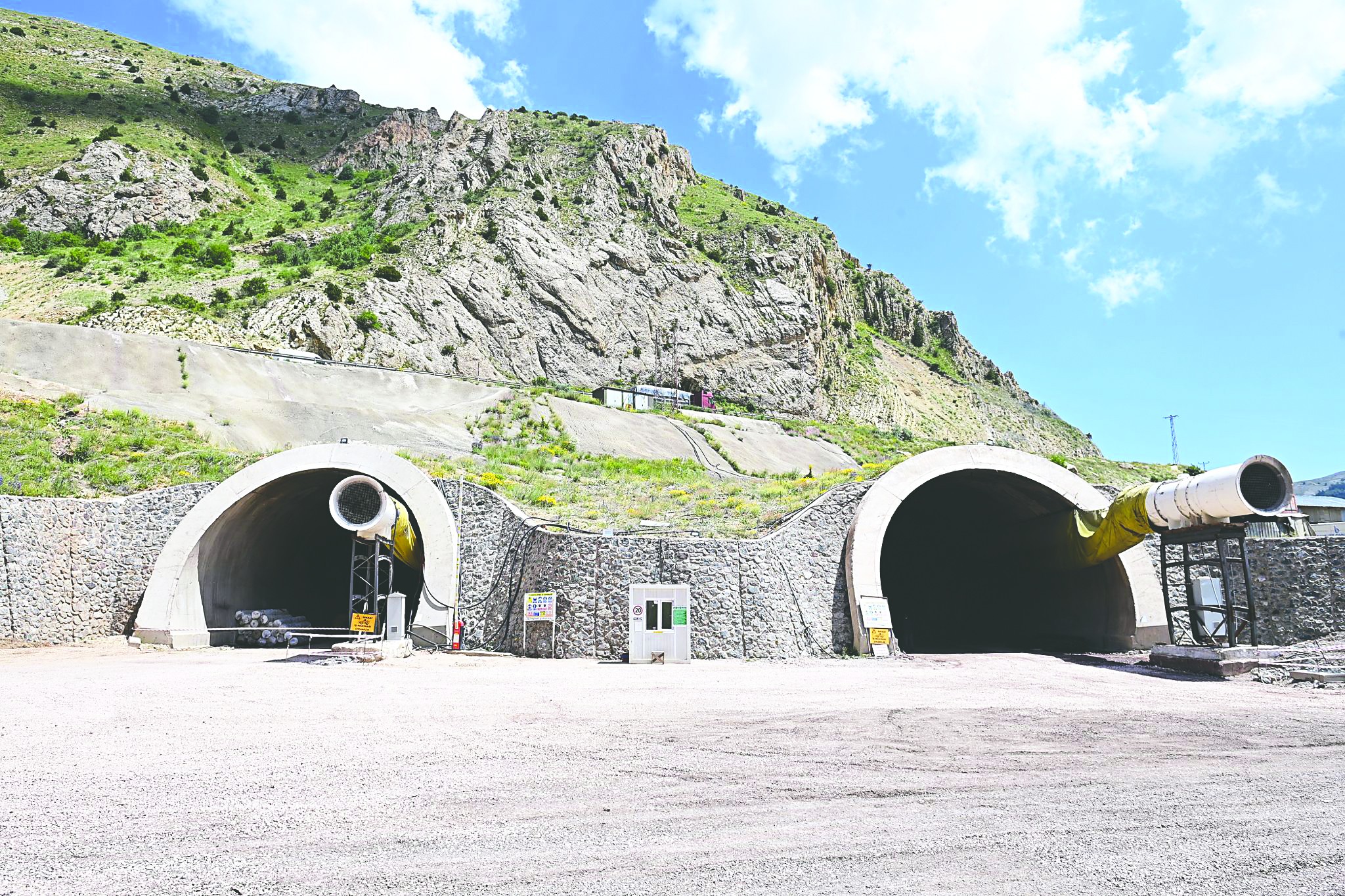 “KOP Tüneli ülkemizin Kuzey-Güney koridorlarını birbirine bağlayacak önemli bir aks noktası”