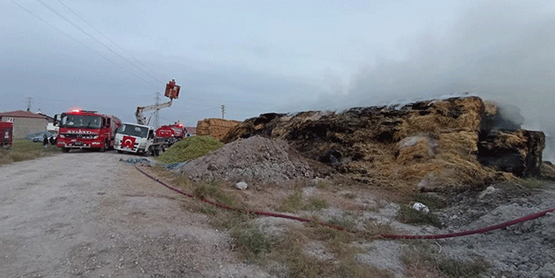 Kopan elektrik teli 20 bin saman balyasını yaktı