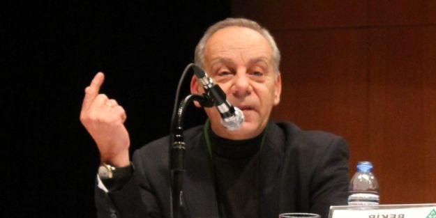 Köpeğini kaşıyan adamdan kurban ibadetine çirkin yorum