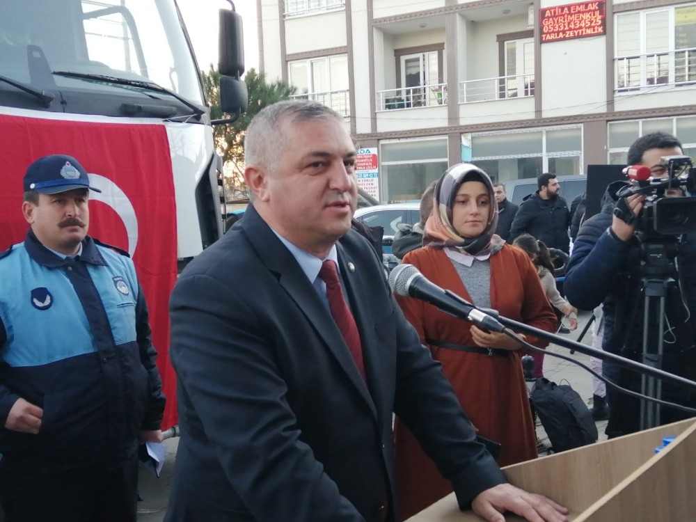 Köpek katliamı beldeyi ayağa kaldırdı 