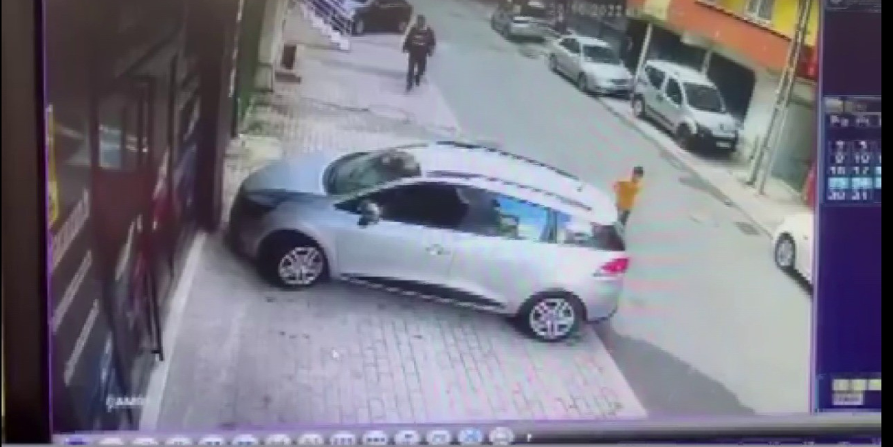 Köpek korkusu vatandaşa bunu da yaptırdı