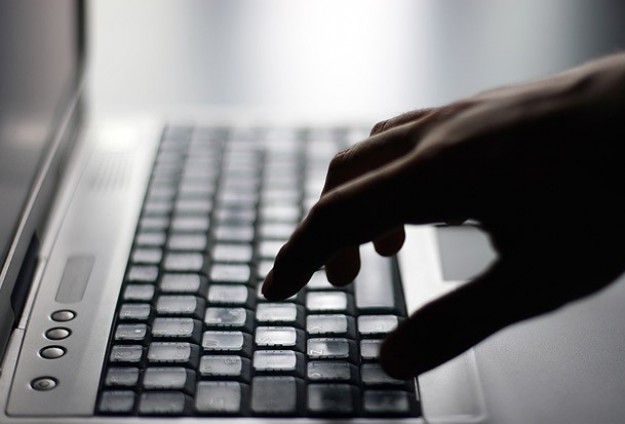 Kopya çekilmesin diye tüm ülkede internet kesildi!