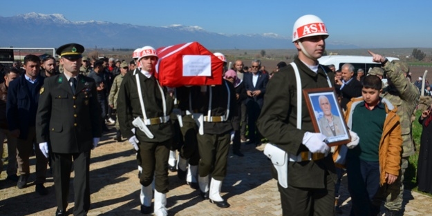 Kore gazisi askeri törenle Hakk'a uğurlandı