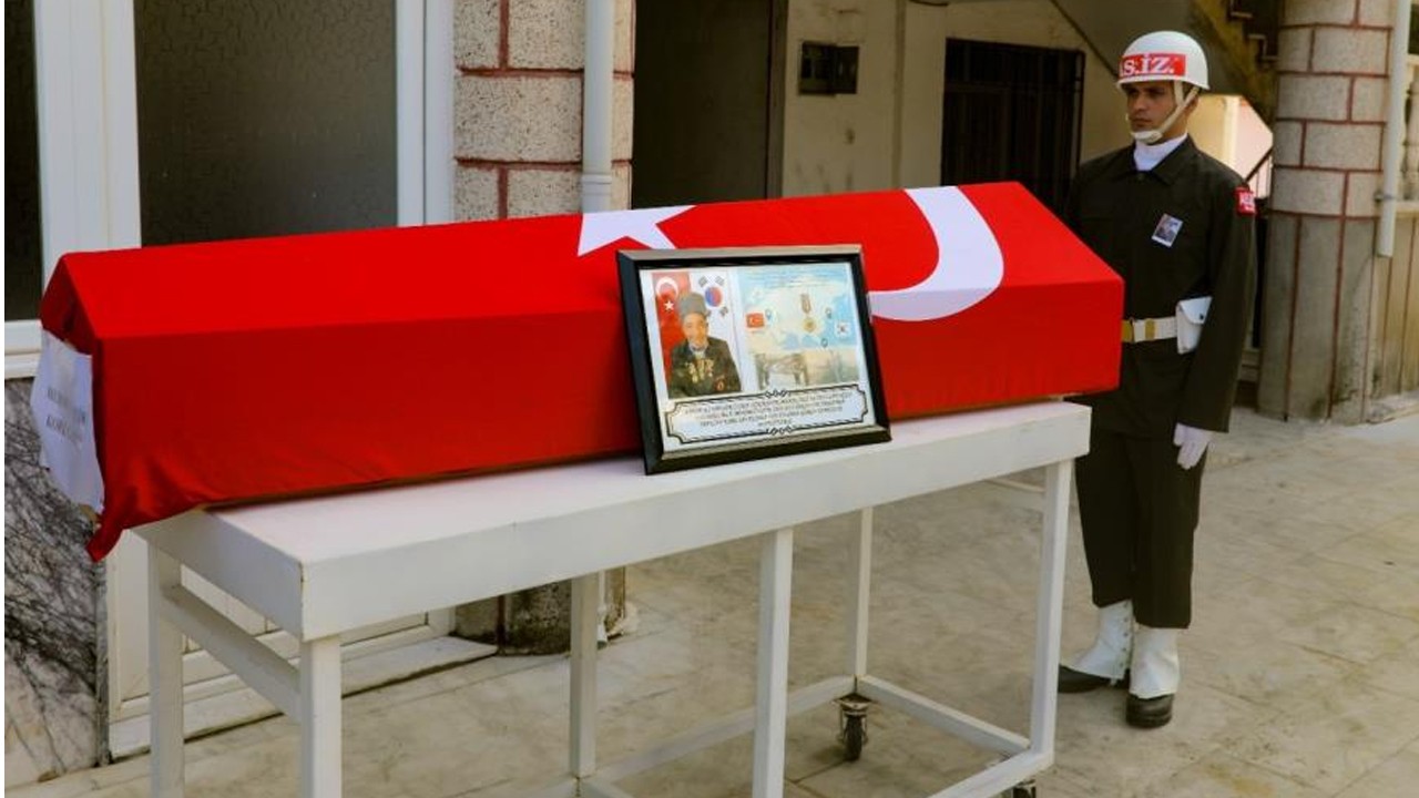 Kore gazisi Mehmet Emin Tetik son yolcuğuna uğurlandı