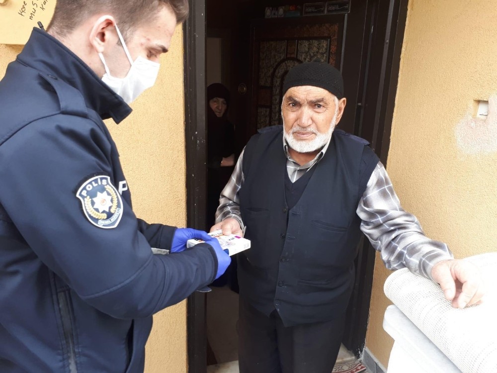 Kore Gazisi’nin yardımına polis yetişti 