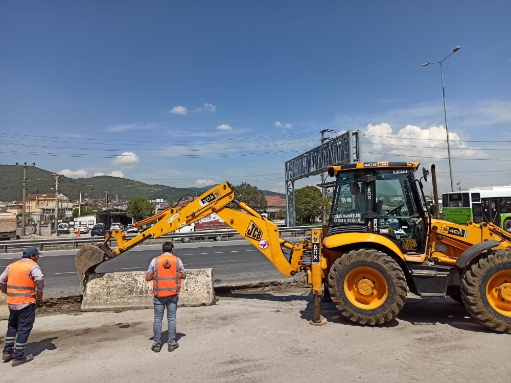 Körfez Belediyesi’nden Barbaros Mahallesi’ne yaya üst geçidi 
