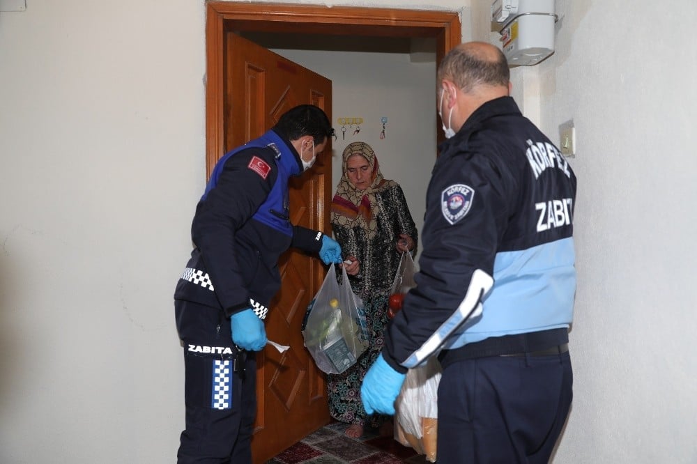 Körfez Belediyesi’nden vefa desteği 