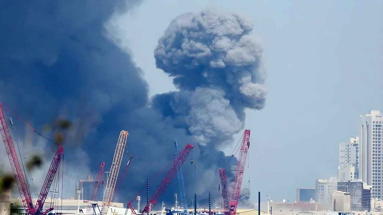 Körfez'de füze yağmuru! BAE semalarında İran İHA'ları havada uçuştu