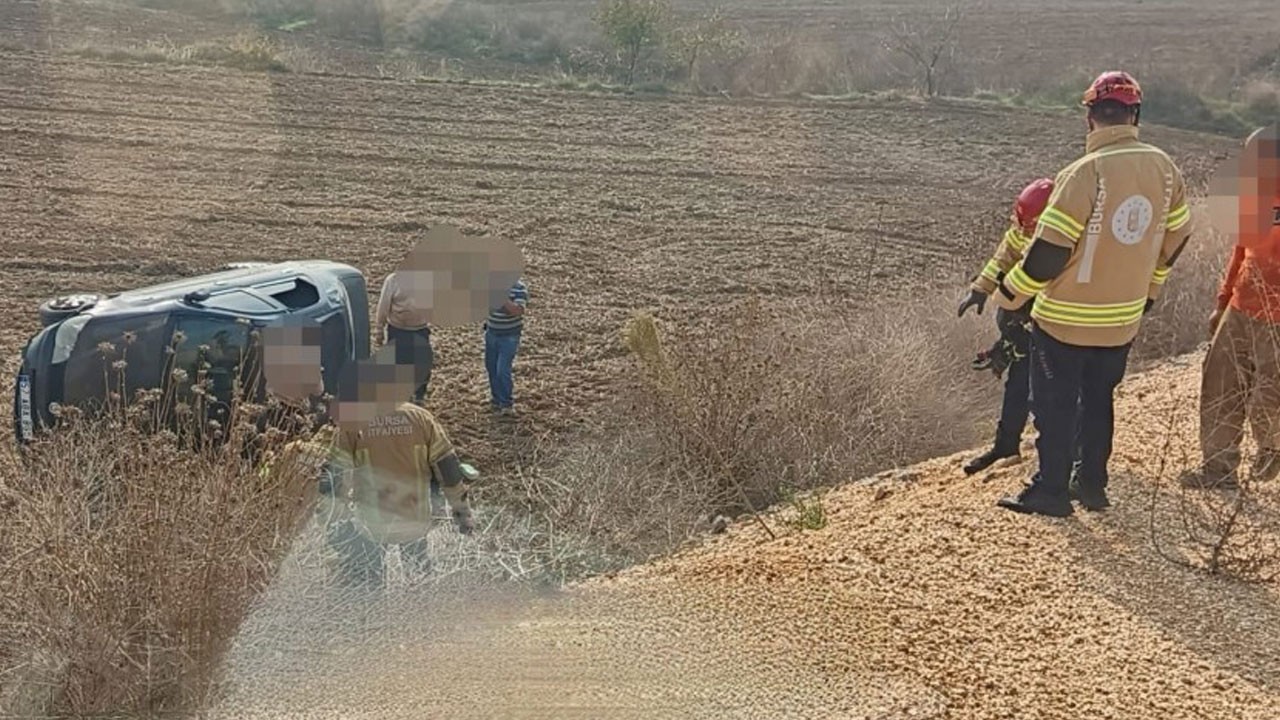Korku dolu anlar! Direksiyon dersi kazayla bitti