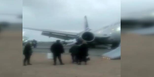 Korku dolu anlar! İran'da yolcu uçağı pistten çıktı