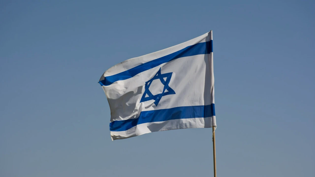 Korkudan ölecekler: israil, elçiliklerini kapatıyor!