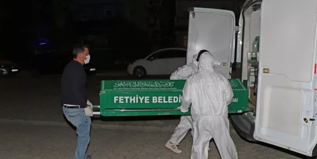 Korkunç cinayet! Arkadaşını çekiçle öldürdü!