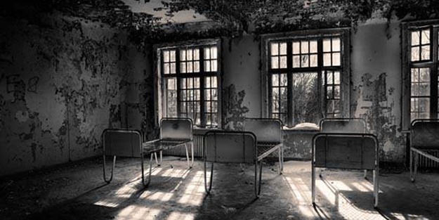 Korkunç görüntüleriyle terk edilmiş akıl hastaneleri