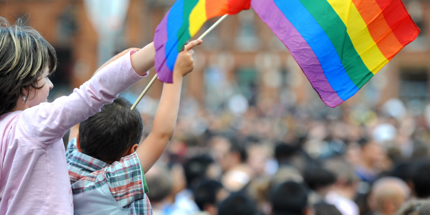 Korkunç iddialar: Türkiye'de kaçak kliniklerde çocuklara cinsiyet değiştirme ameliyatları yapılıyor!