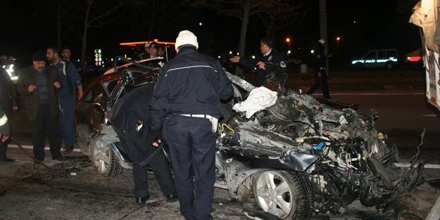 Korkunç kaza: 1 ölü, 3 yaralı