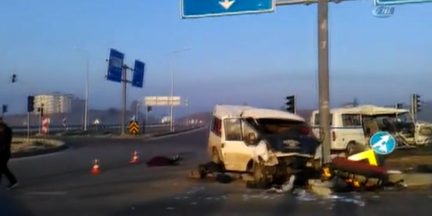 Korkunç kaza: Ölü ve yaralılar var