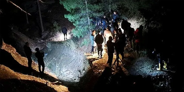 Korkunç olay! Arkadaşını öldürüp 3 yıl maaşını çekti