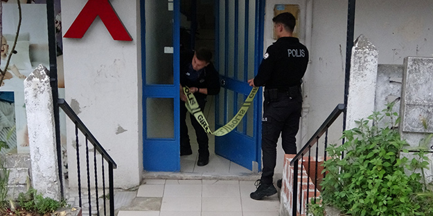 Korkunç olay! Emekli astsubay önce eşine sonra kendi kafasına sıktı