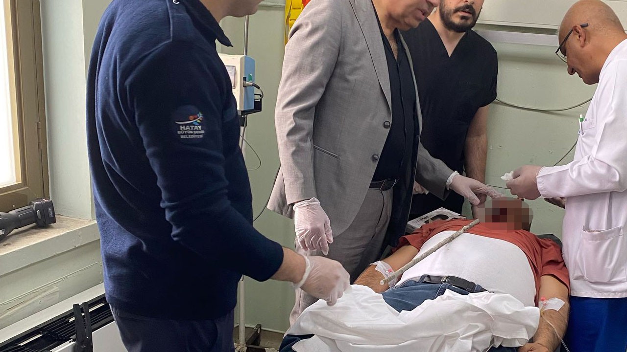 Korkunç olay! Yüzüne inşaat demiri saplandı